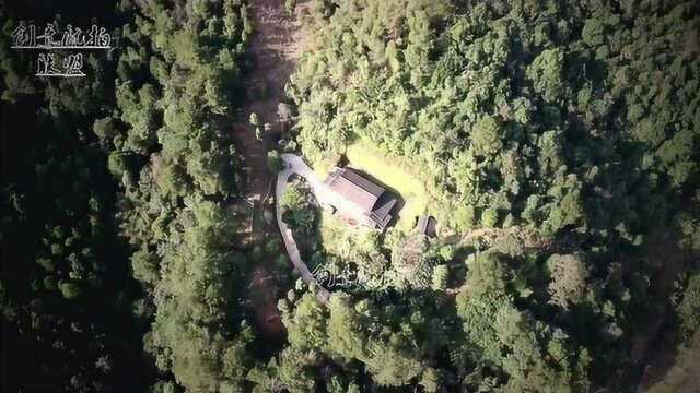 广西大山深处的人家,隐居山野不问世事,如此安逸的生活你向往吗