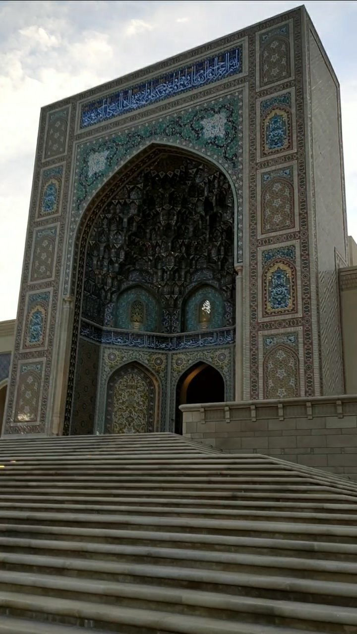 阿曼苏哈尔市最大清真寺,由阿曼国王出资建造