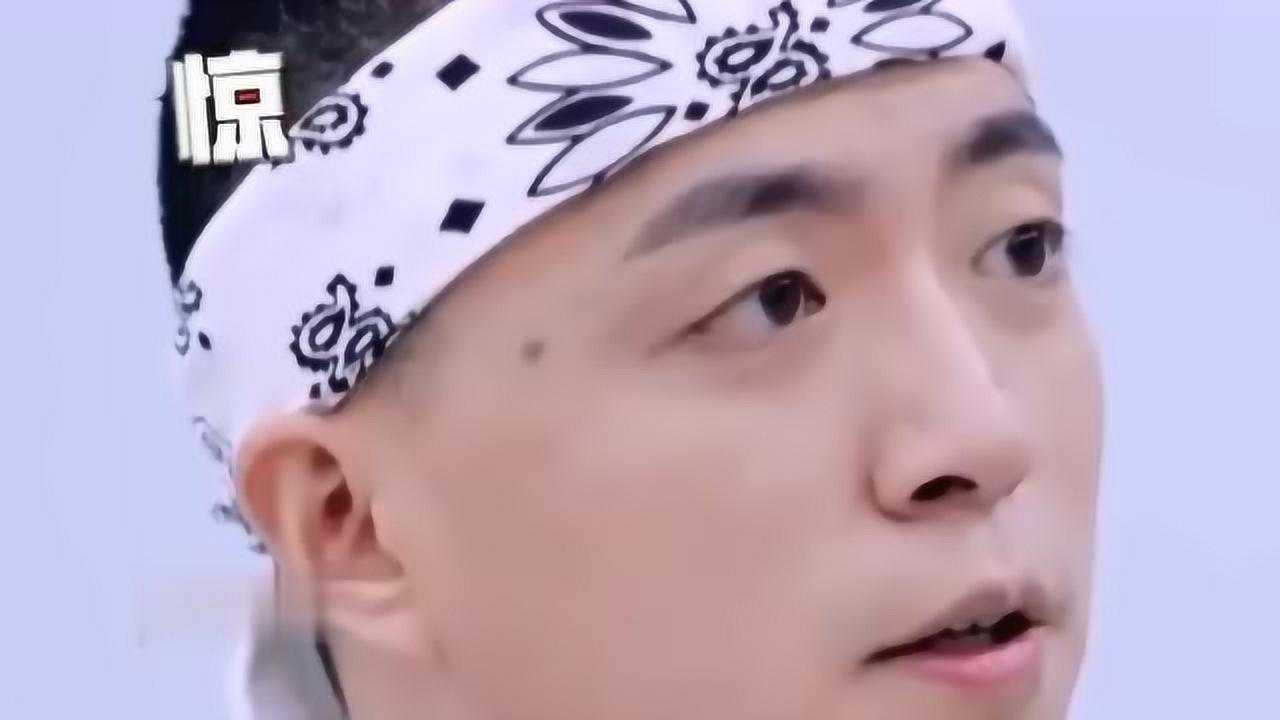 jonyj职业滑铁卢面对说唱小白时候的样子每一帧都是表情包