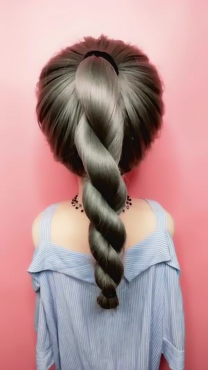 学生党高马尾这样扎,不会编发的女生学一学,简单