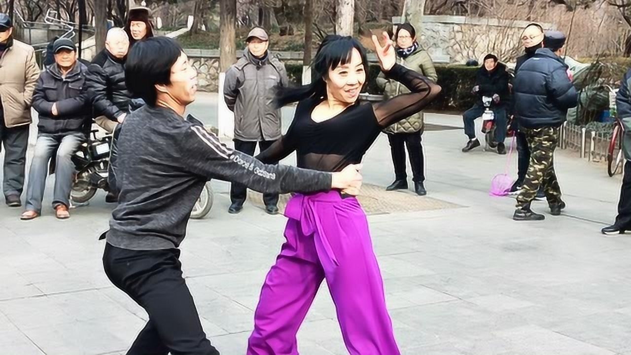 吉特巴舞跳的这么漂亮,他们像不像夫妻?