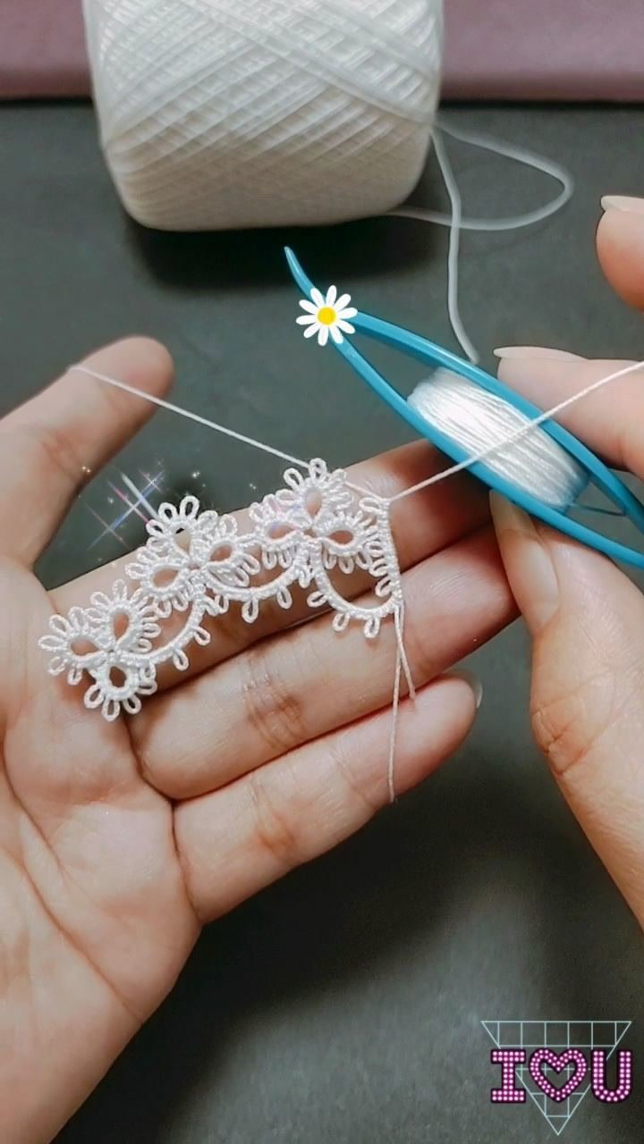 手工梭编蕾丝发带进行中