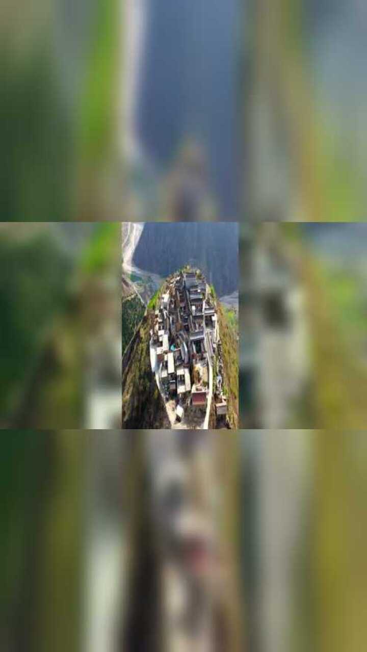 甘肃省的悬崖村朱雀堡火了竟建在山嘴上太震撼了