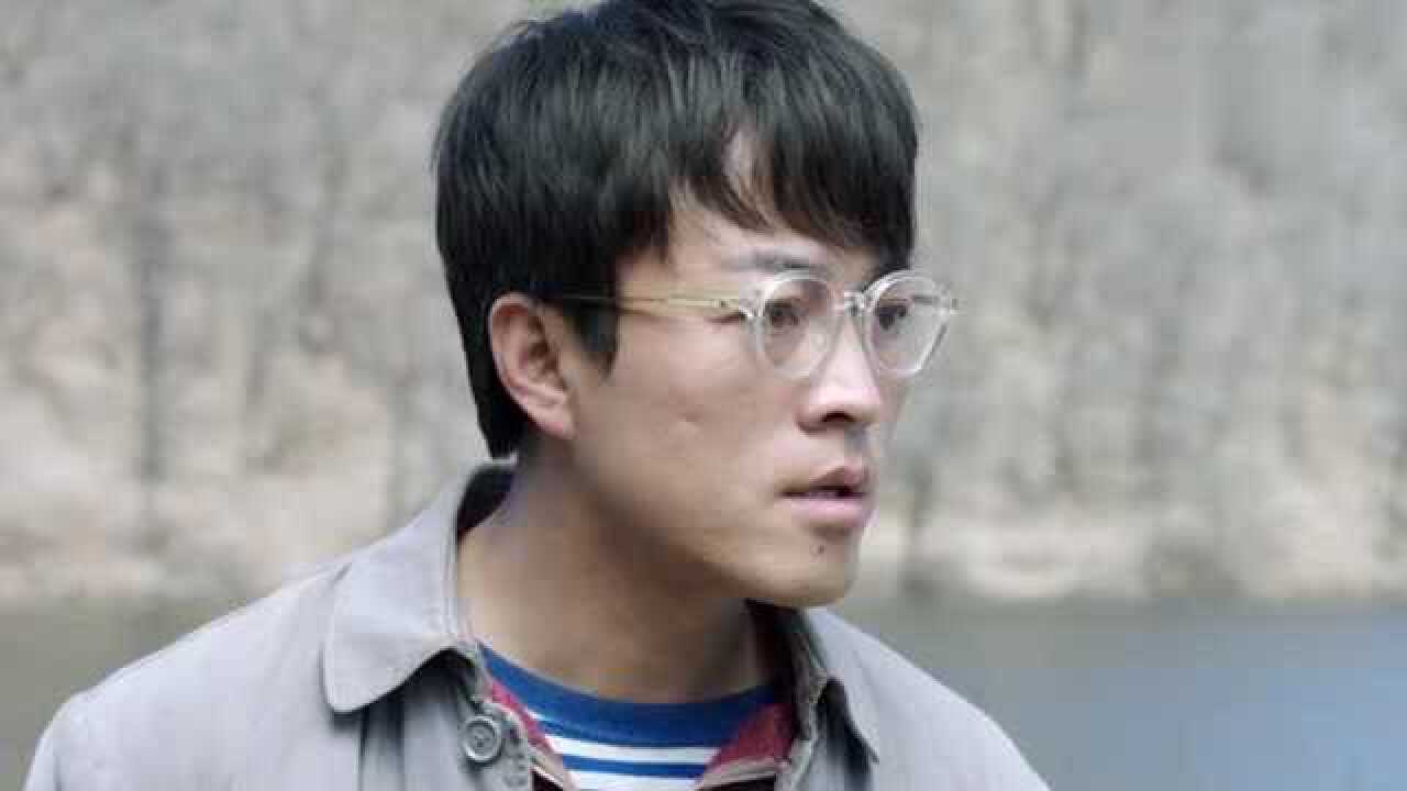 远方的山楂树罗永泽说他有办法解决困难却支支吾吾说不出口