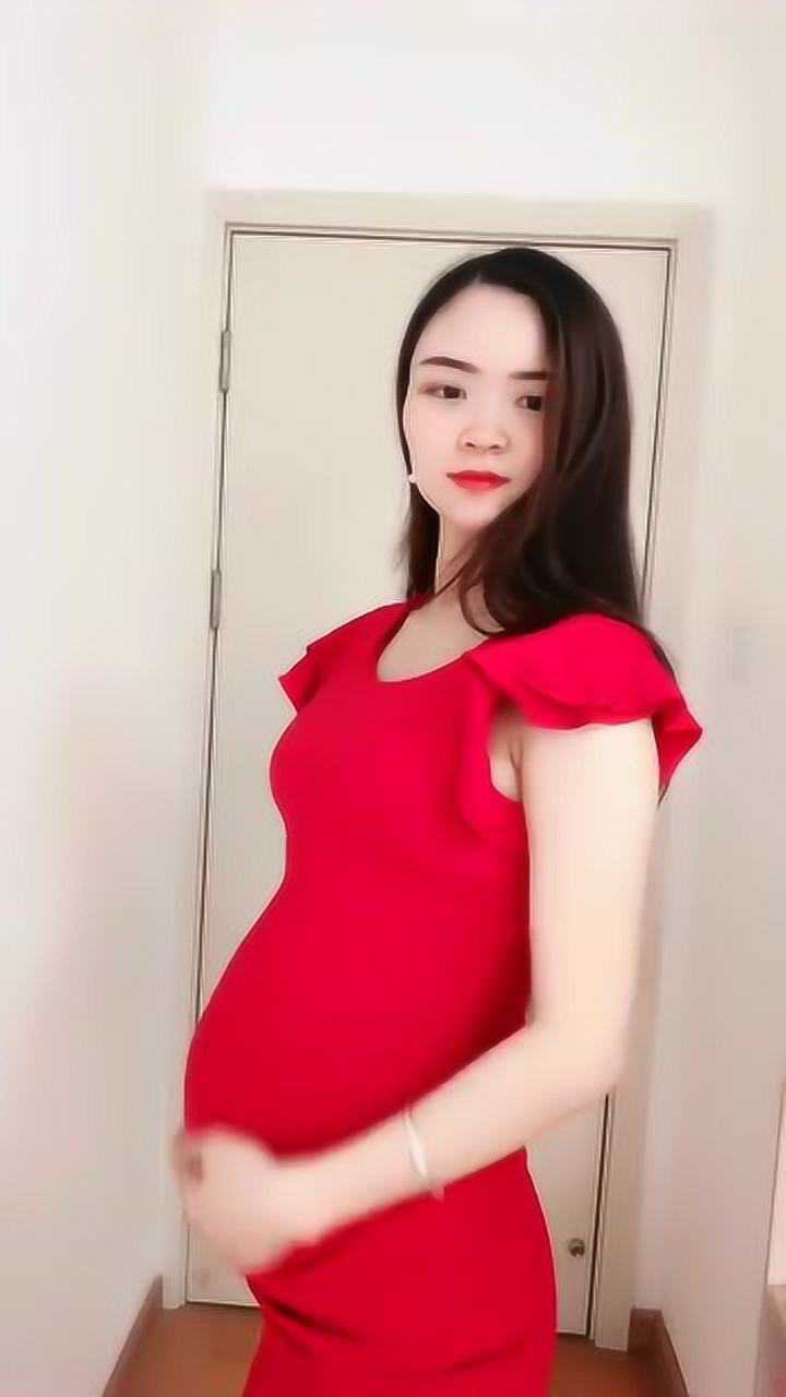 见识一下有气质的孕妇小姐姐肚子又大又圆身材却一点都没走样