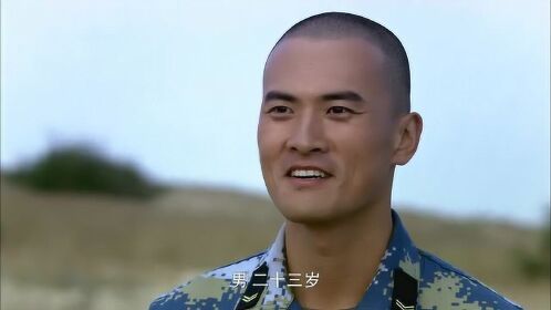 火蓝刀锋:蒋小鱼为帮乌云克服恐惧,竟然让她枪毙人犯,没想到人犯却是