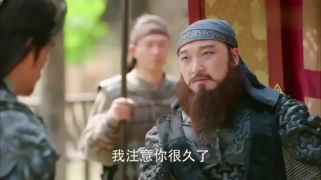 裴元绍带人将马车劫走,不料周大哥见状前来,查看后直言呵斥他