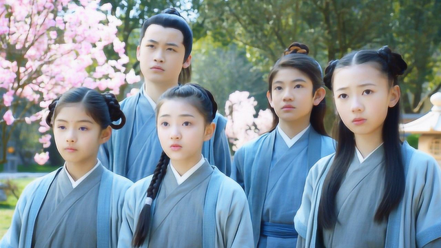 长相守花木槿带头结拜少年小五义冲鸭