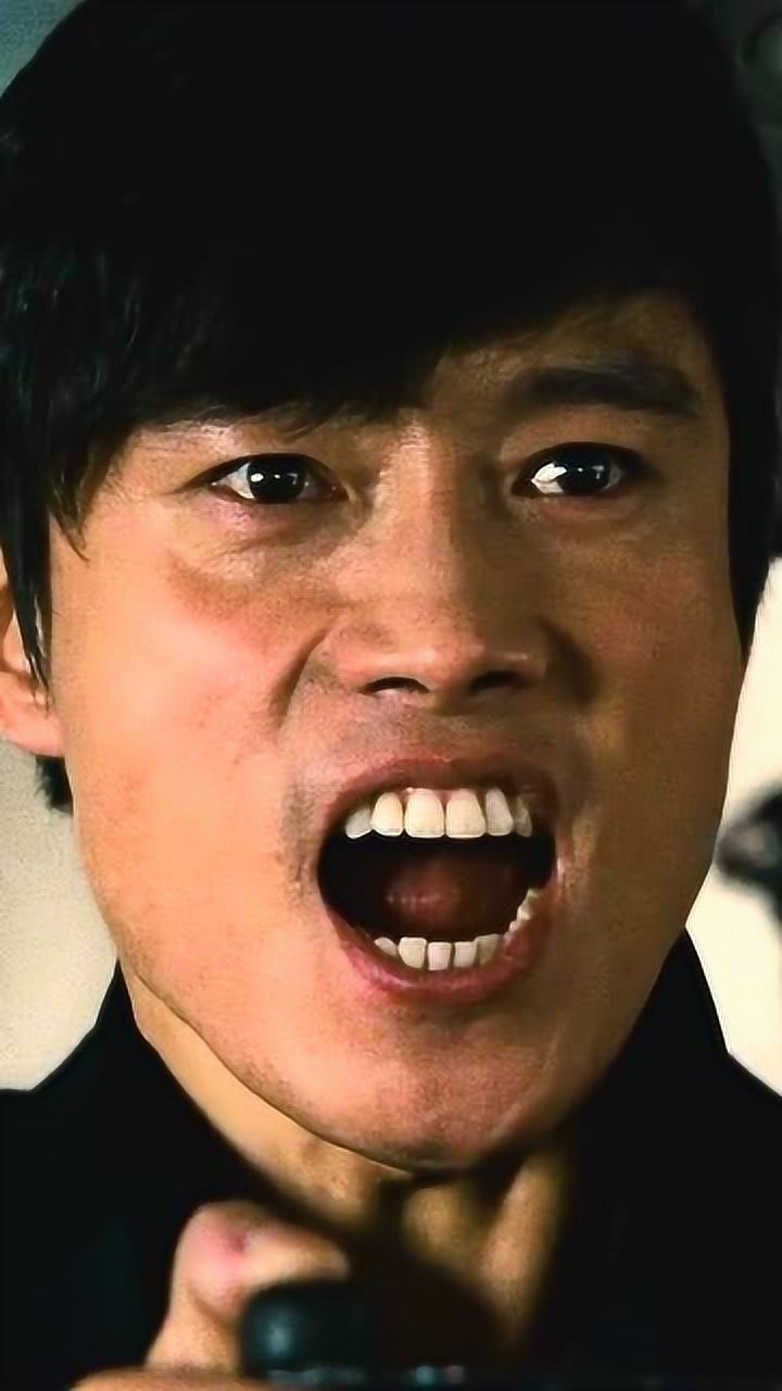 电影赤焰战场2战神华丽登场全体起立致敬