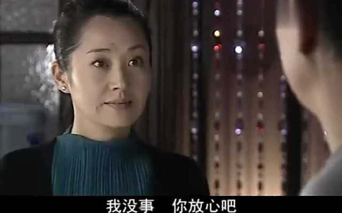 男人底线许晴濮存昕深情相拥视频