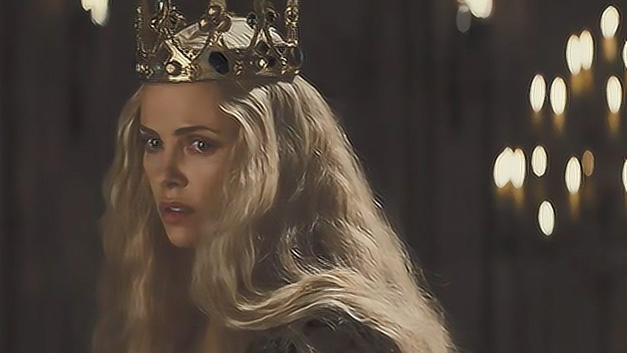 白雪公主与猎人魔镜求生欲太强说王后是世界上最美的女人