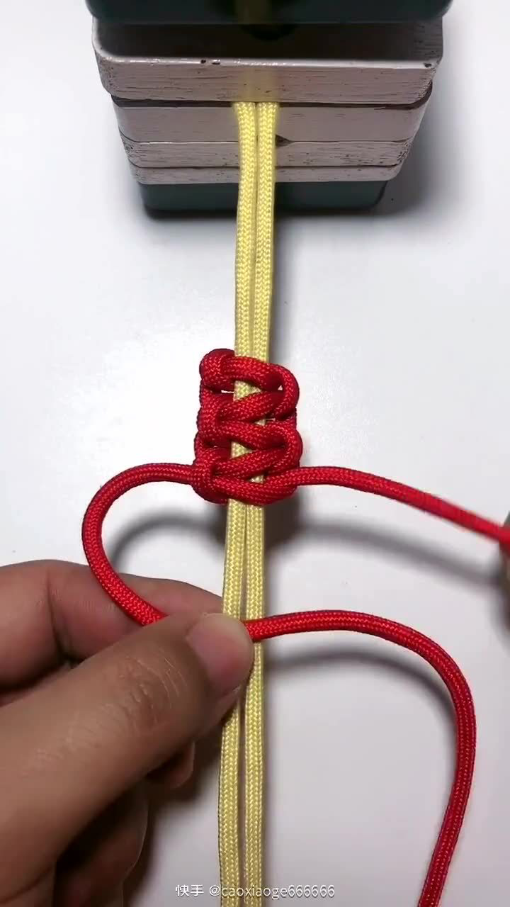 学编手链的第一个结平结开头教程