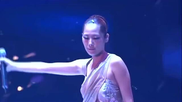 关淑怡《冬恋》(关于关淑怡演唱会2006)