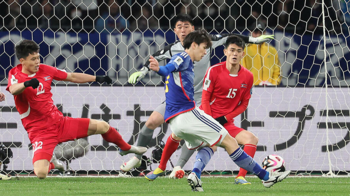 日本队击败朝鲜队,世预赛3连胜,接近晋级