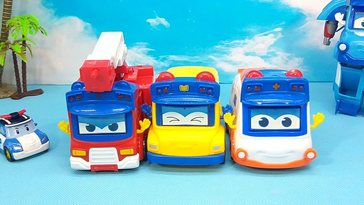 小汽车奇妙屋百变校巴之警长歌德变形变脸汽车玩具