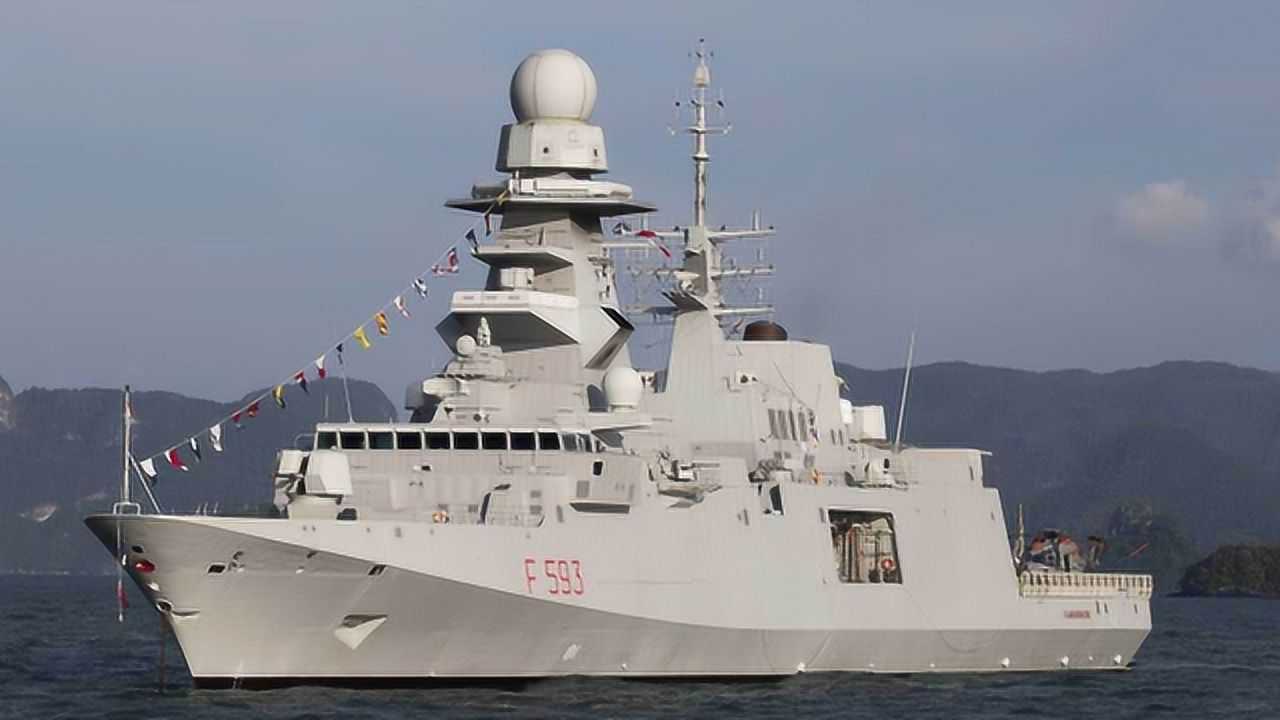 意大利海军卡洛·贝尔加米尼级护卫舰
