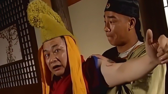 鹿鼎记:喇嘛找麻烦,郑克爽一脸自信,结果手下全被打倒