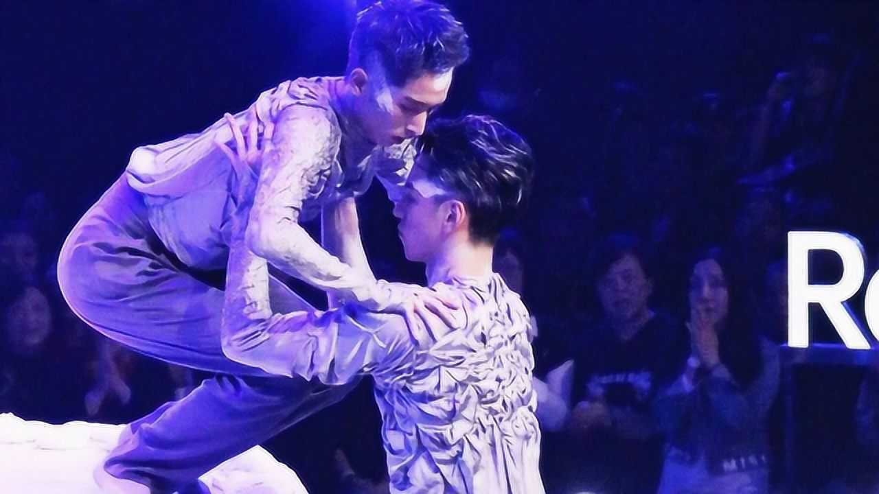 舞蹈风暴最强大神组合带伤上阵刘迦暖心抱李响下台太感人