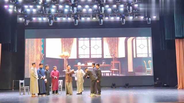 校园文艺汇演活动,初中生元旦晚会节目素材,讲述我们的九十年