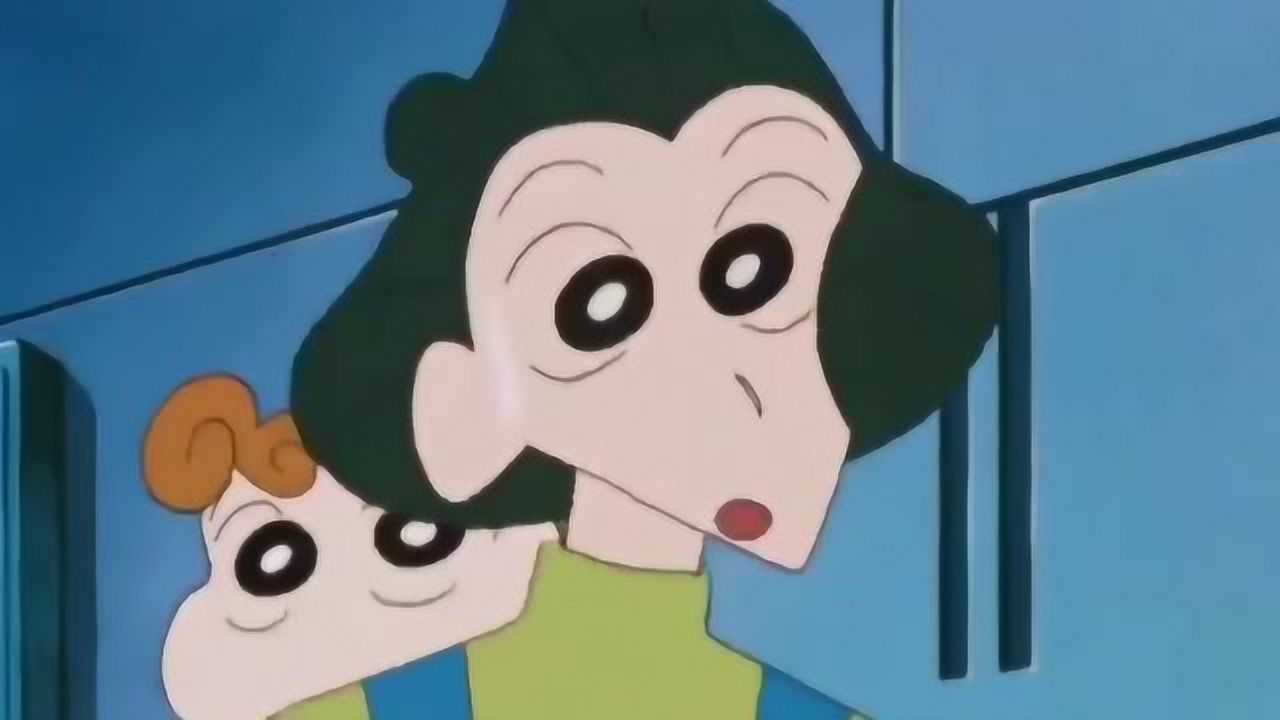 蜡笔小新人妖穿上防护服美伢也体验了一把被叫大婶真的好不爽