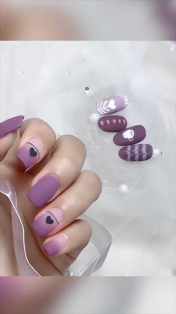 既优雅又好看的拉花美甲作品美甲