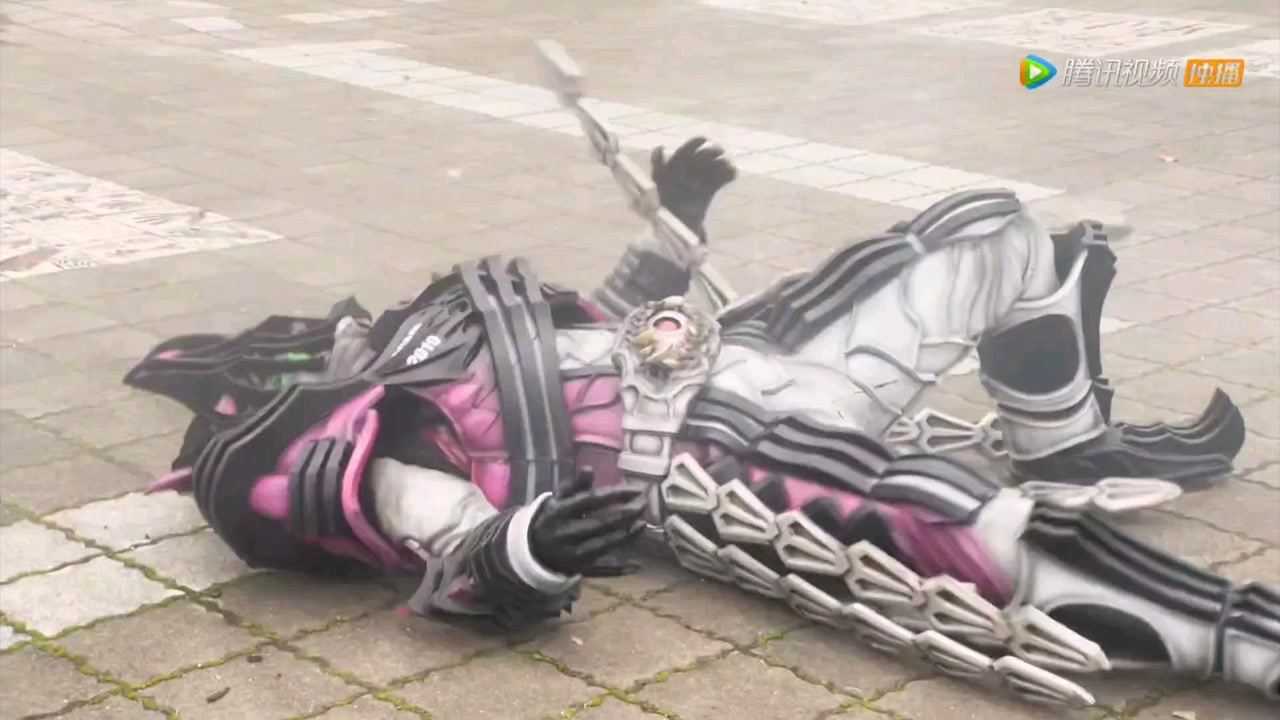 假面骑士时王  崇皇时王