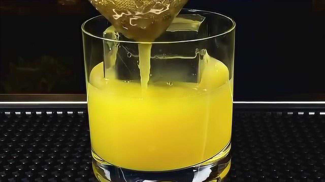 哈维喝多撞到墙上了,就诞生了哈维撞墙鸡尾酒,实在是太奇葩了!