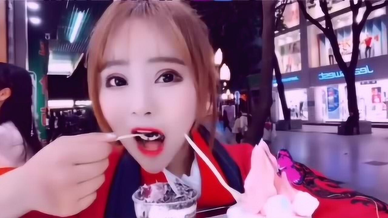 可乐娜娜,假装情侣的第二天,看到你俩这么恩爱,我也就放心了!