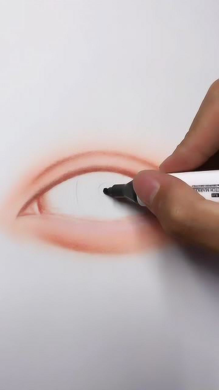 教大家画个小眼睛,最近画眼上瘾.