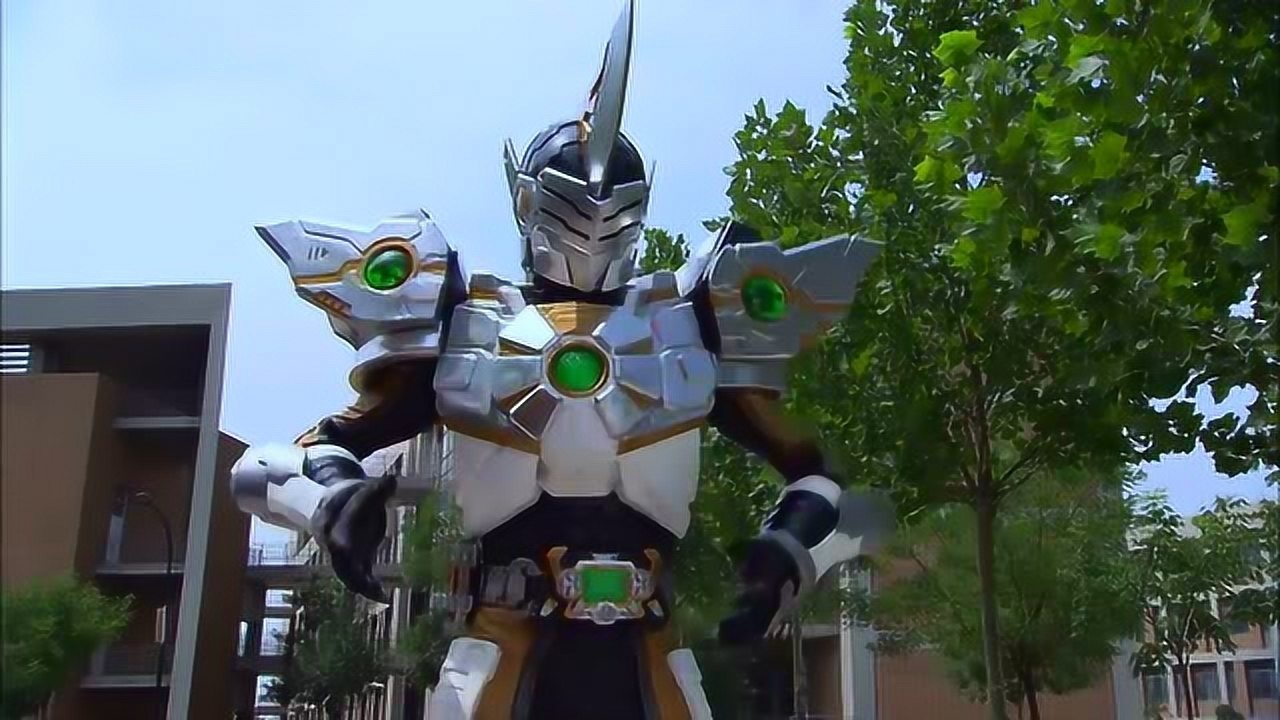 铠甲勇士铠传:金刚拿出大锤,开始一锤一个小朋友