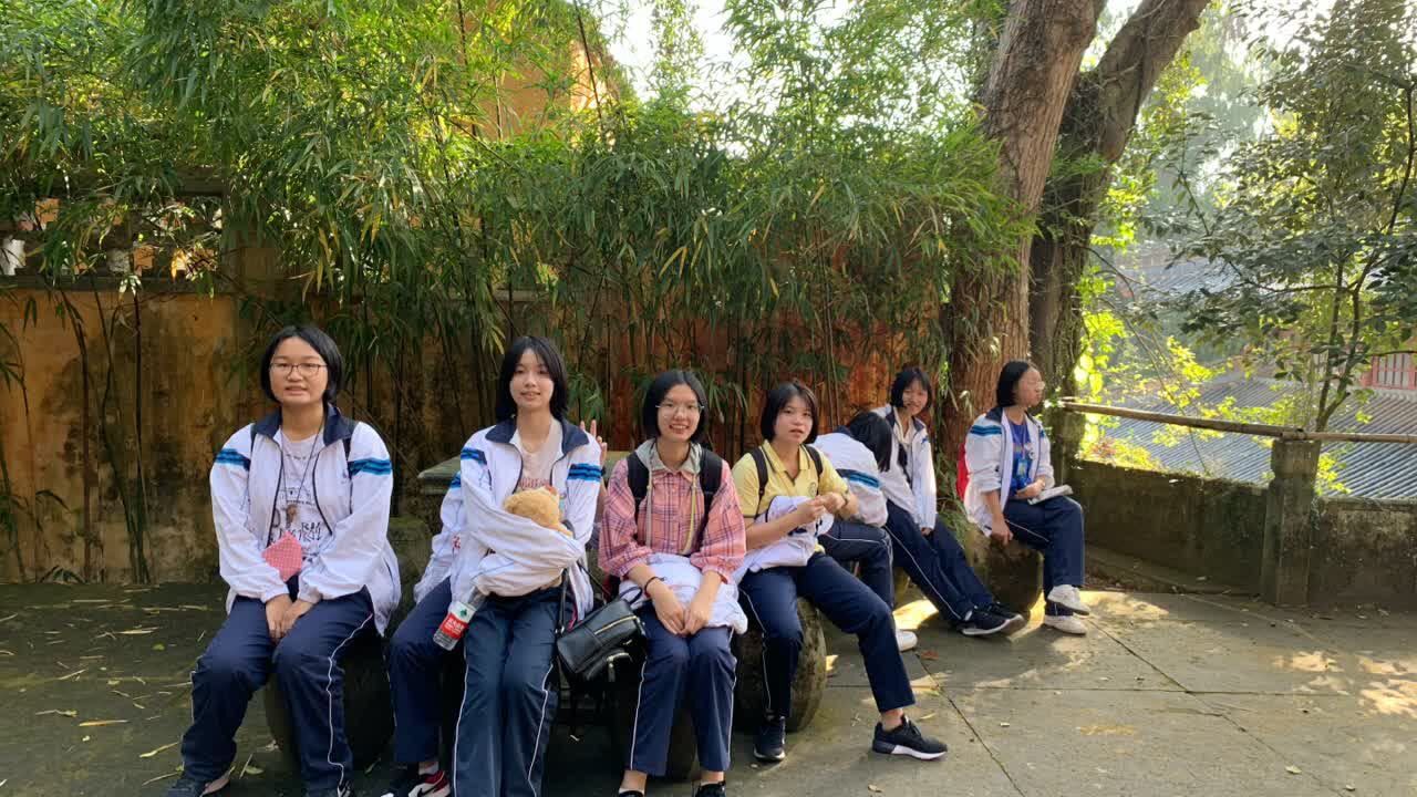 黄岩区东浦中学2020届九班毕业纪念视频