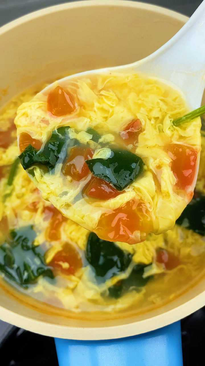 夏天到了,一定要喝的低卡蔬菜蛋花汤,简单开胃又营养