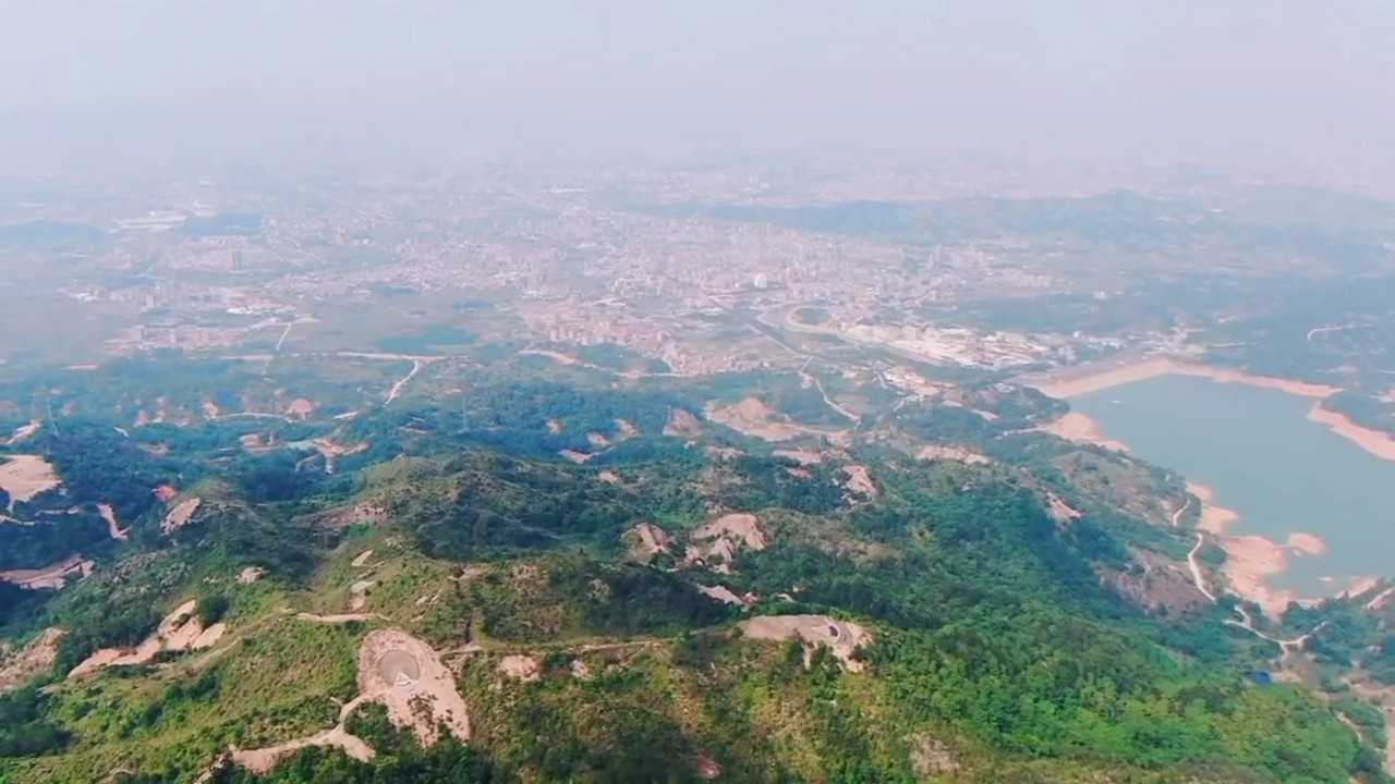 航拍普宁市下架山镇双髻伯公