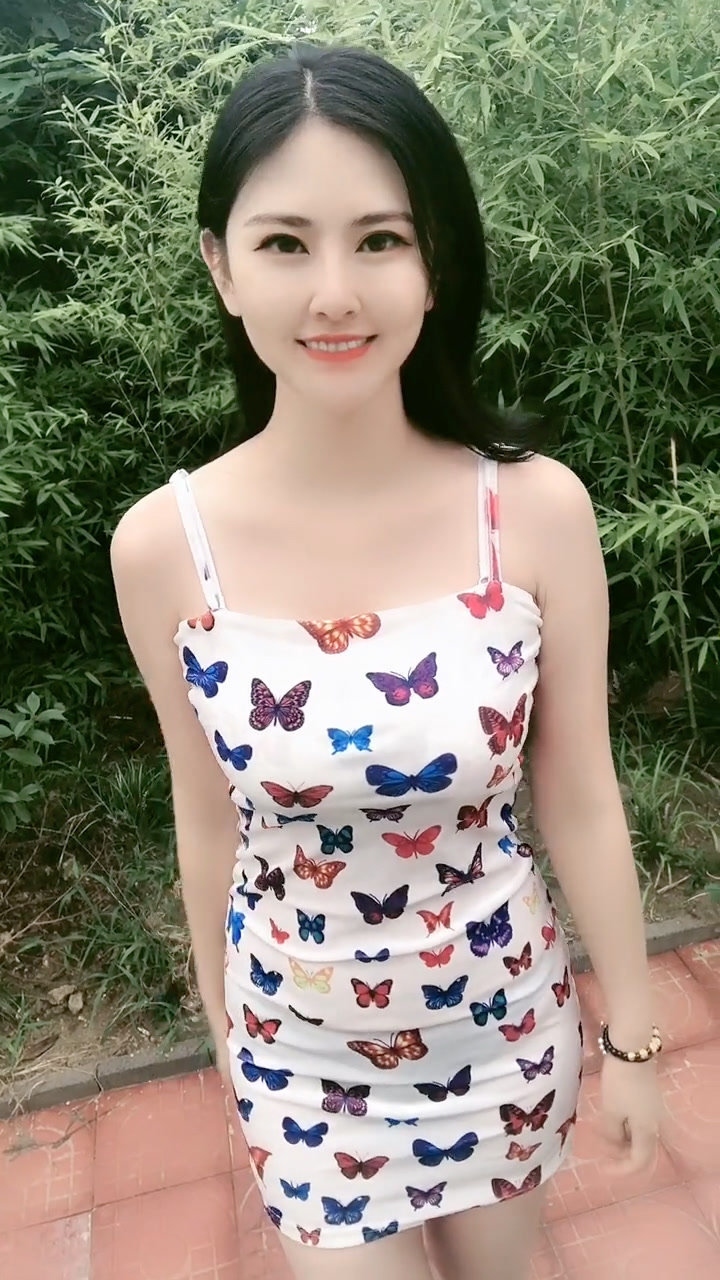 全村的女人我最美