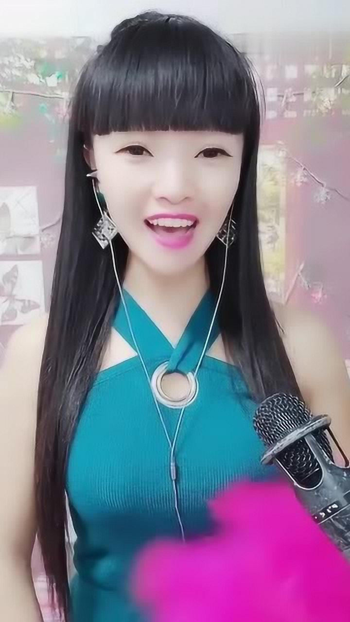 东北二人转《薛平贵》,网友:美女身材真不错
