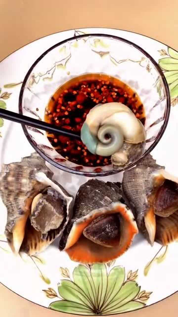 超大海螺吃法,此部位必须扔掉,那是它的排泄物!