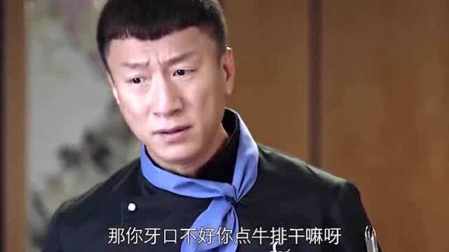 从专业的角度来讲,船上破了一个洞,要再挖一个洞让水流出去.