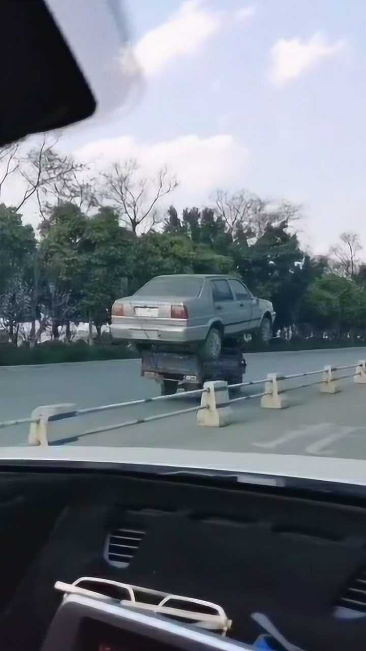 这才是真正的小马拉大车看着真是太牛了