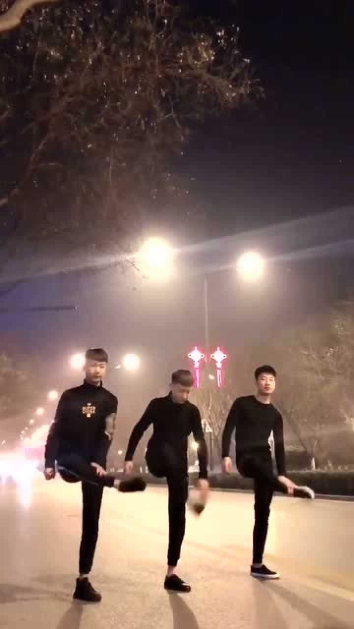 西安慢摇的三兄弟,满身都是贵族气息