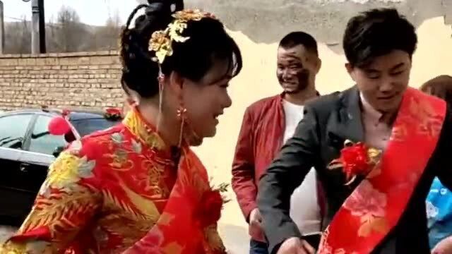 西安独有的婚礼习俗,结婚当天要跳青海花儿,喜庆热闹又文明,值得推广!