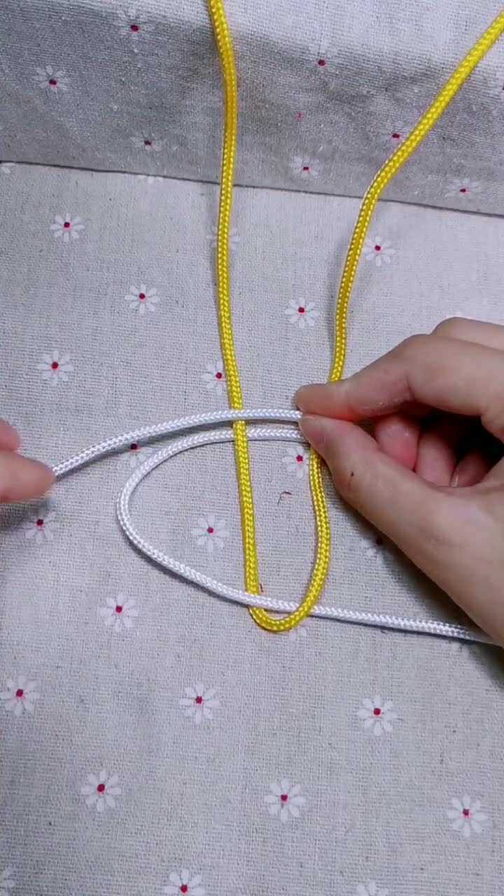 简单又好学的圆形玉米结编法既叫十字结又叫玉米结