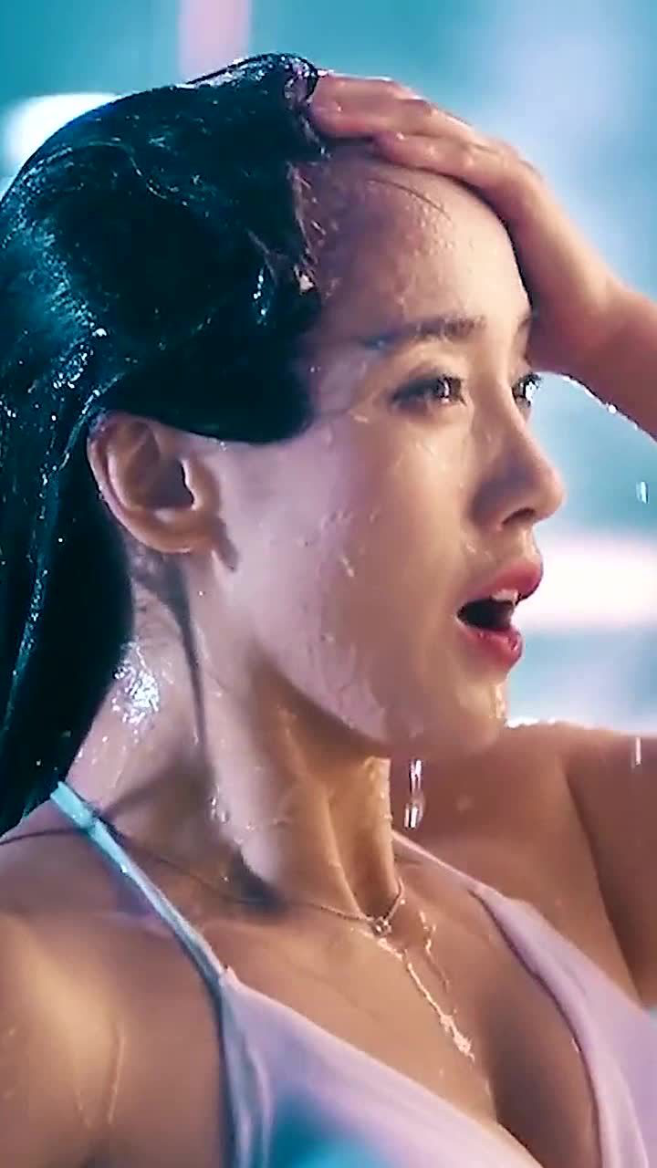 秋雅的出水芙蓉是个男人都挡不住直接看傻眼了