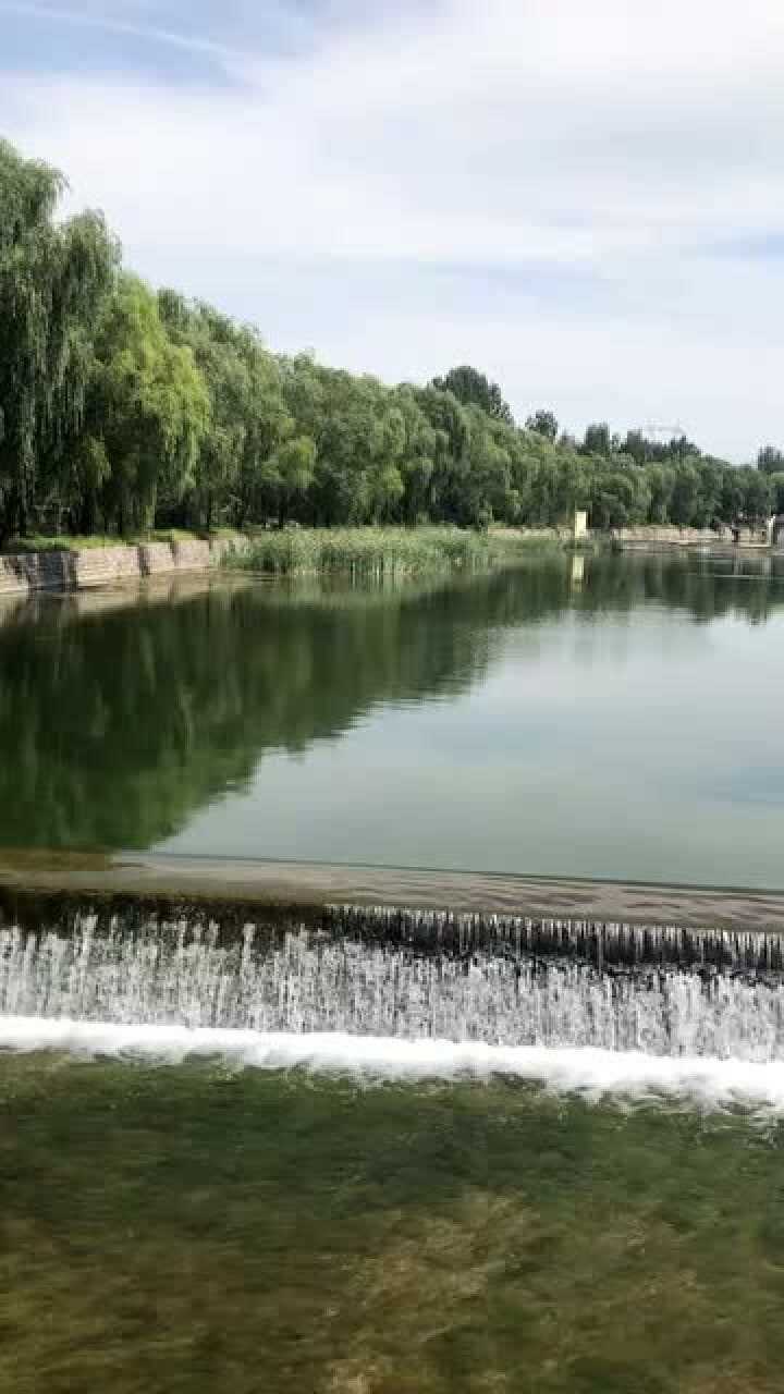 济南小门牙景区流水潺潺