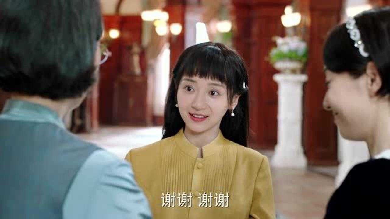 旗袍美探:小桃子被姚老师夸赞,当面挖墙脚