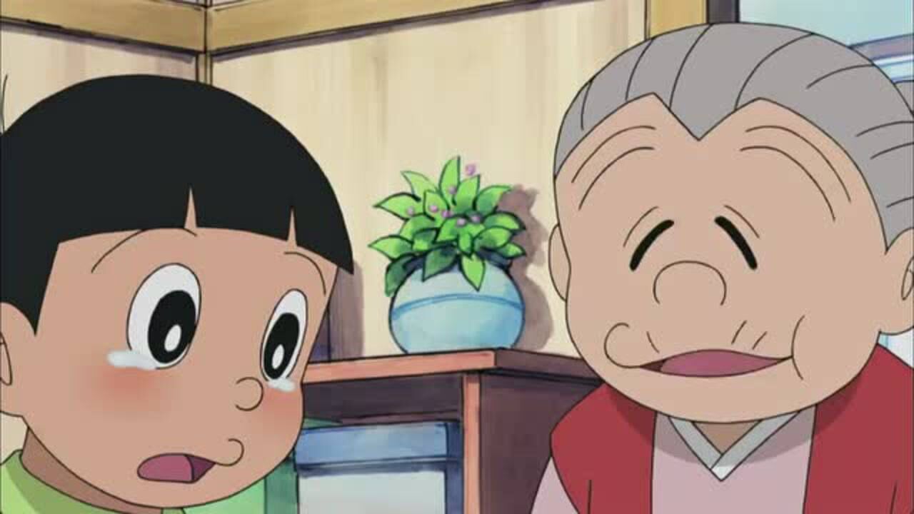 哆啦a梦:奶奶真的好温柔,大雄尿床都能被宽容,好想奶奶啊