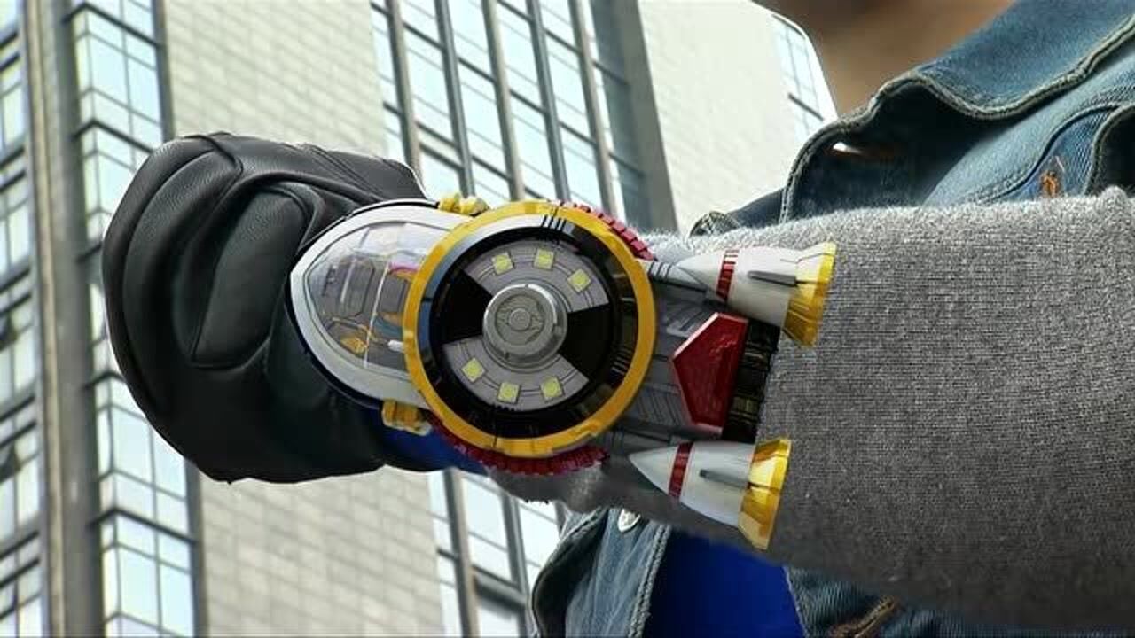 巨神战击队天战卫和梦战卫变身空间战击队团结一心