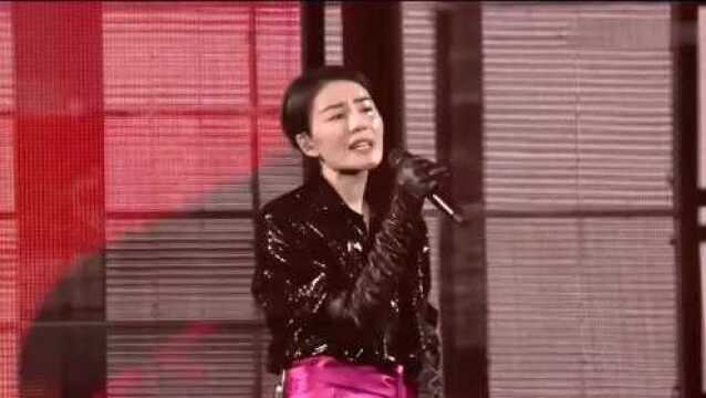 王菲经典歌曲《催眠》现场版,太好听了