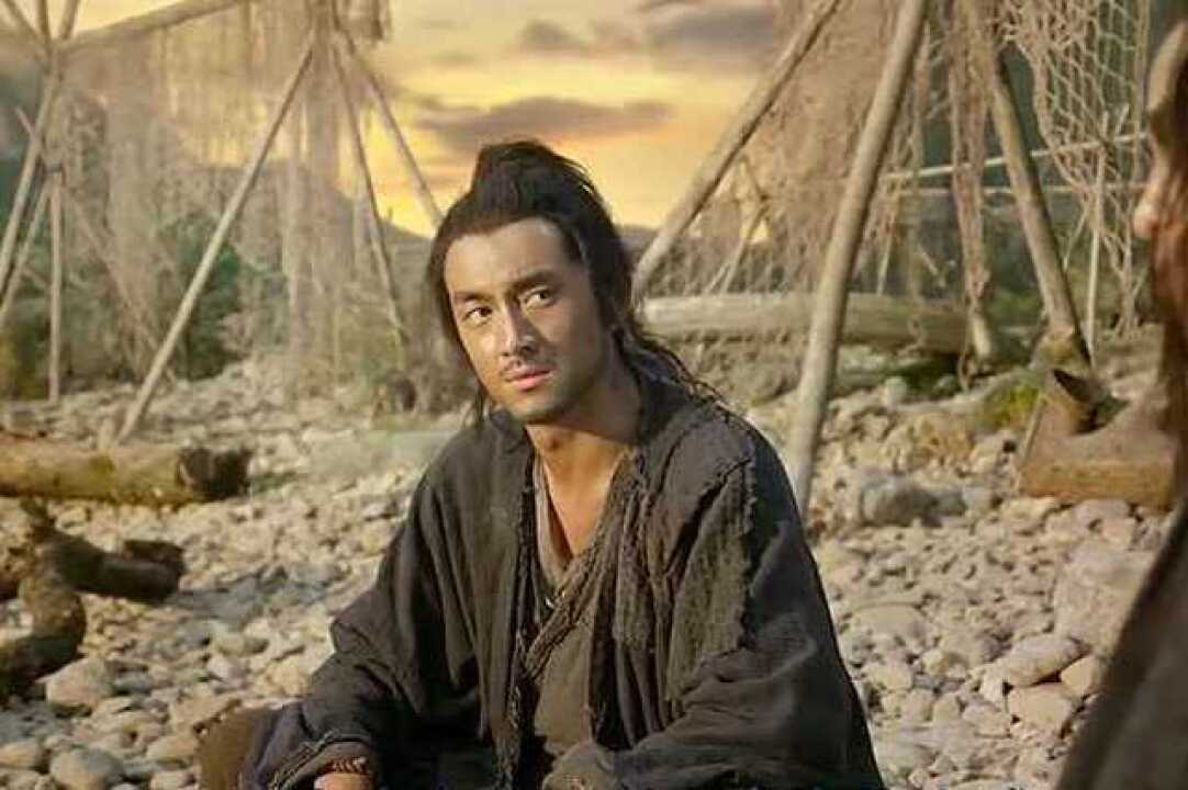 没想到没用的阿吉,竟然是剑神谢晓峰,燕十三彻底的输了