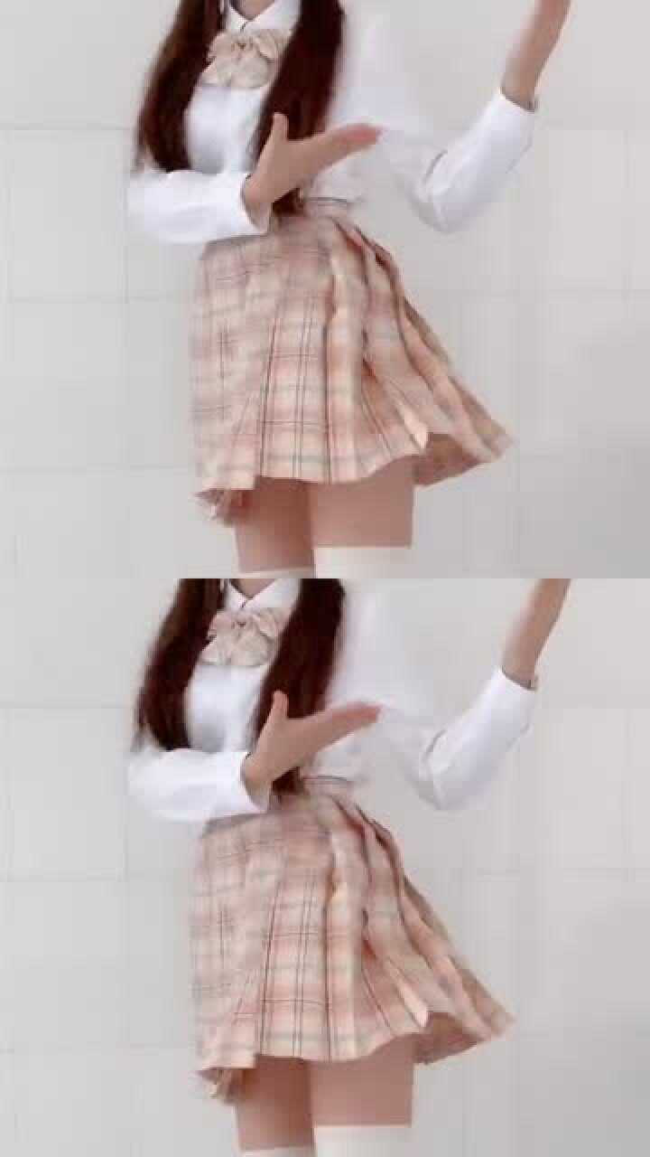 女孩子的裙子里到底有什么呢_高清