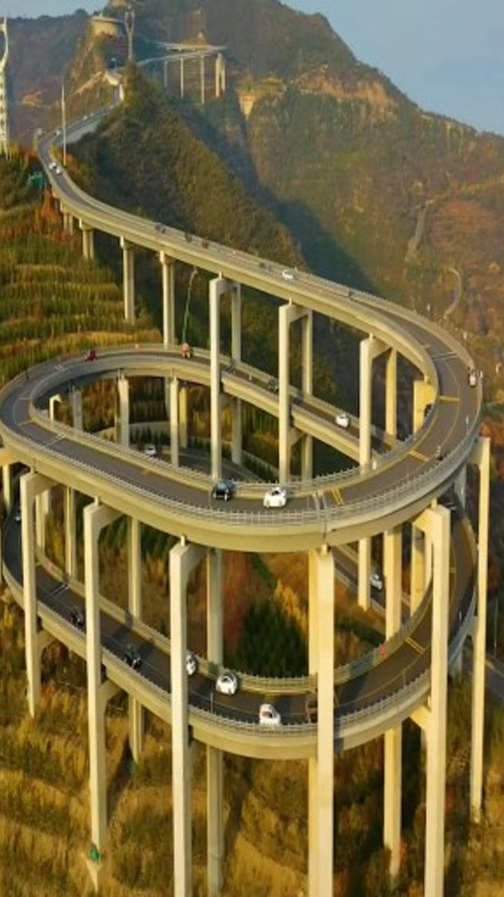 大美中国航拍三层的立交桥美轮美奂